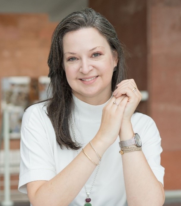 Flávia Sens Fagundes Tomazinho